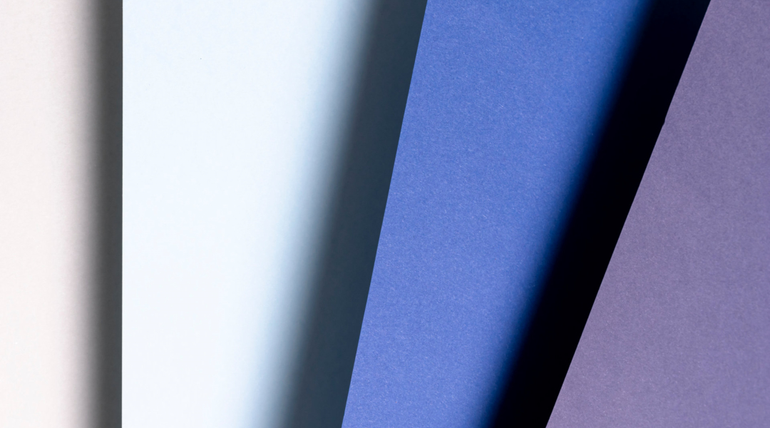 Choosing the Right Paper for Your Flyers: Matte vs. Glossy